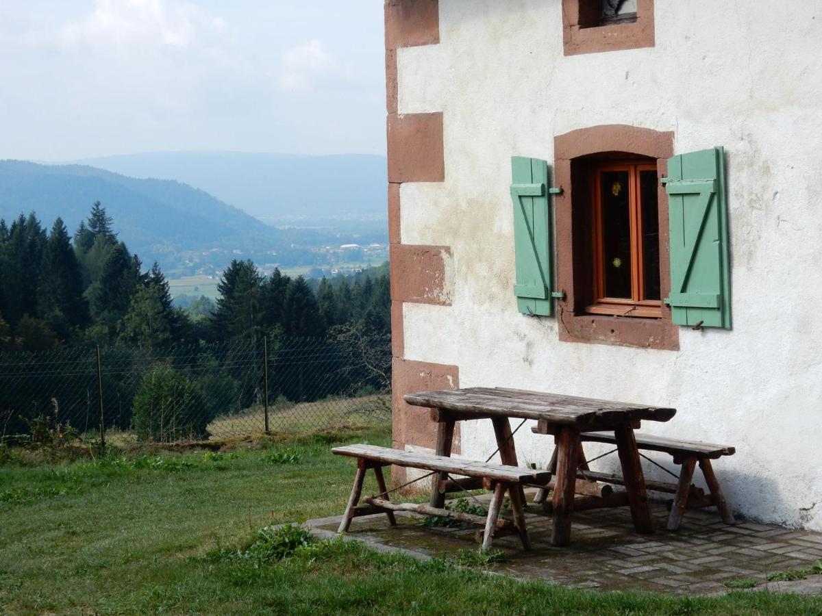 Charming Holiday Home Near The Ski Slopes Vagney Luaran gambar